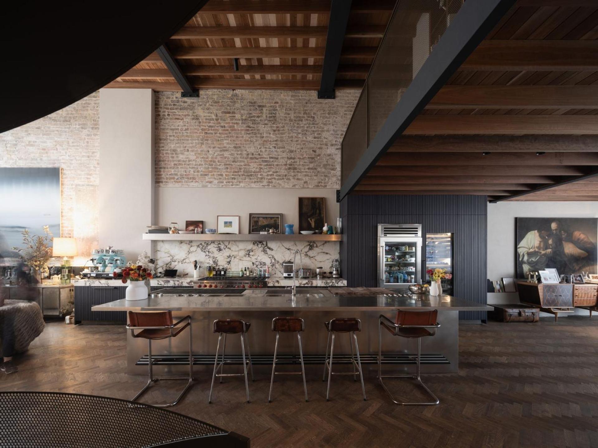 Rockstar, Surry Hills I30 Holiday home