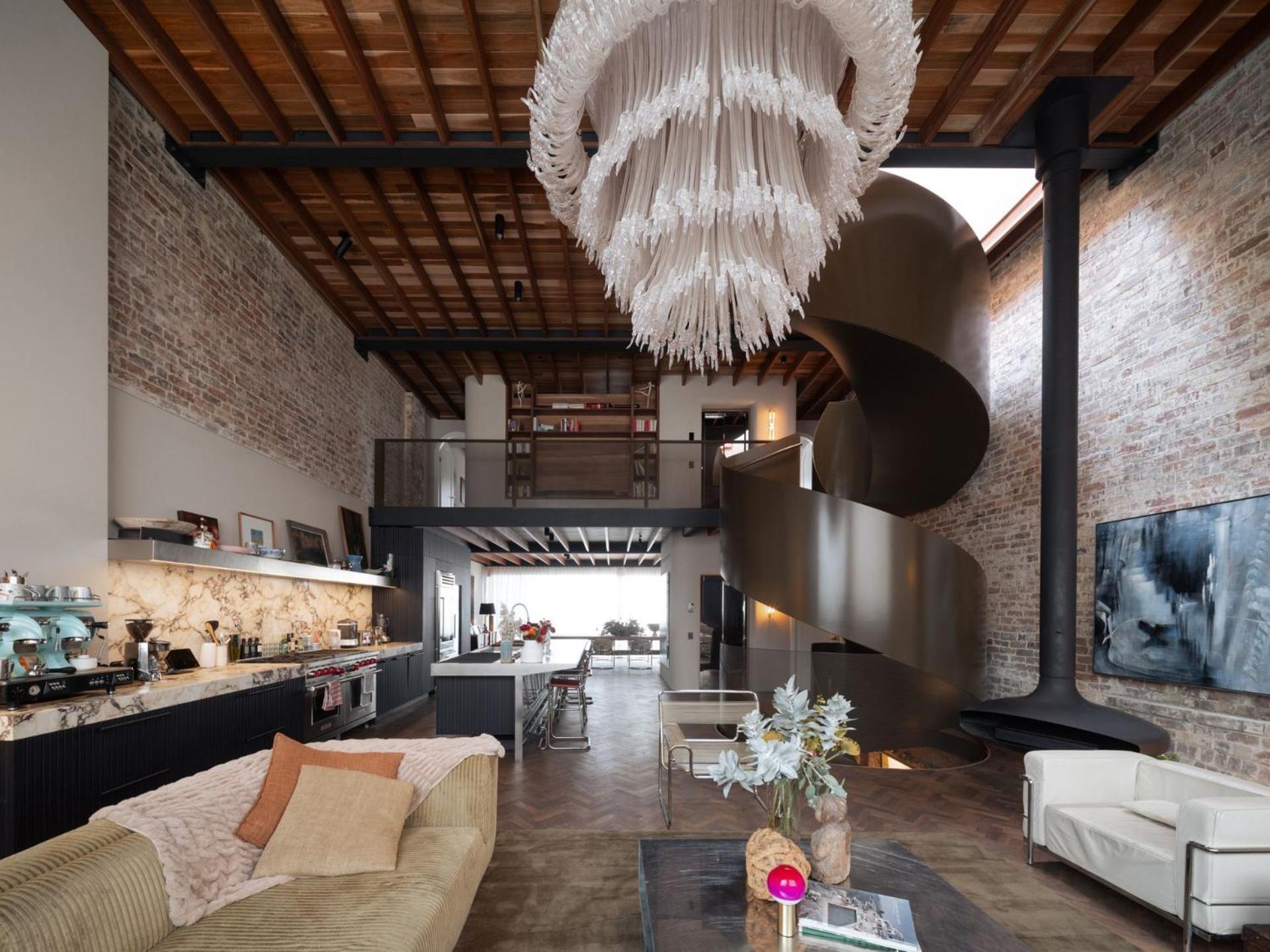 Rockstar, Surry Hills I30 Holiday home